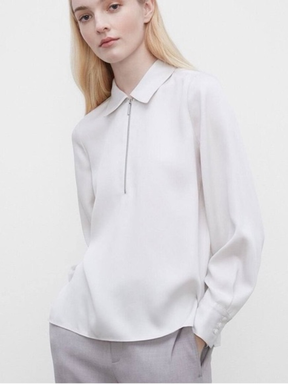 Club Monaco Classic Ivory Zip Up Blouse